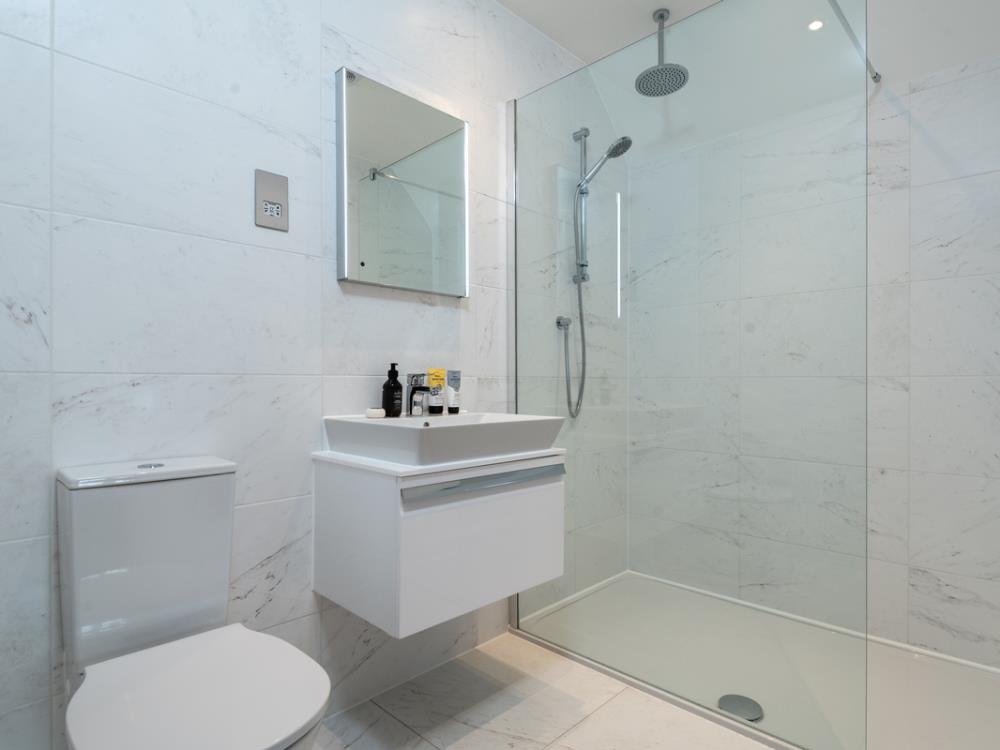 En Suite of the Harrogate, 4 bedroom house