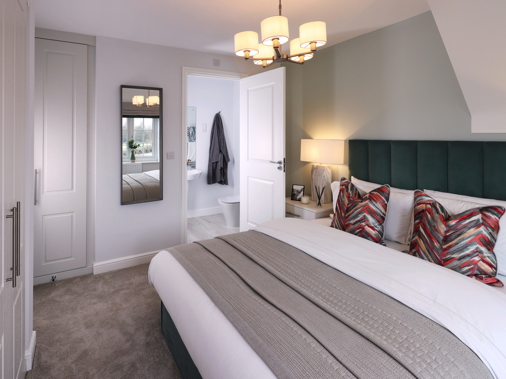 The Redwood main bedroom