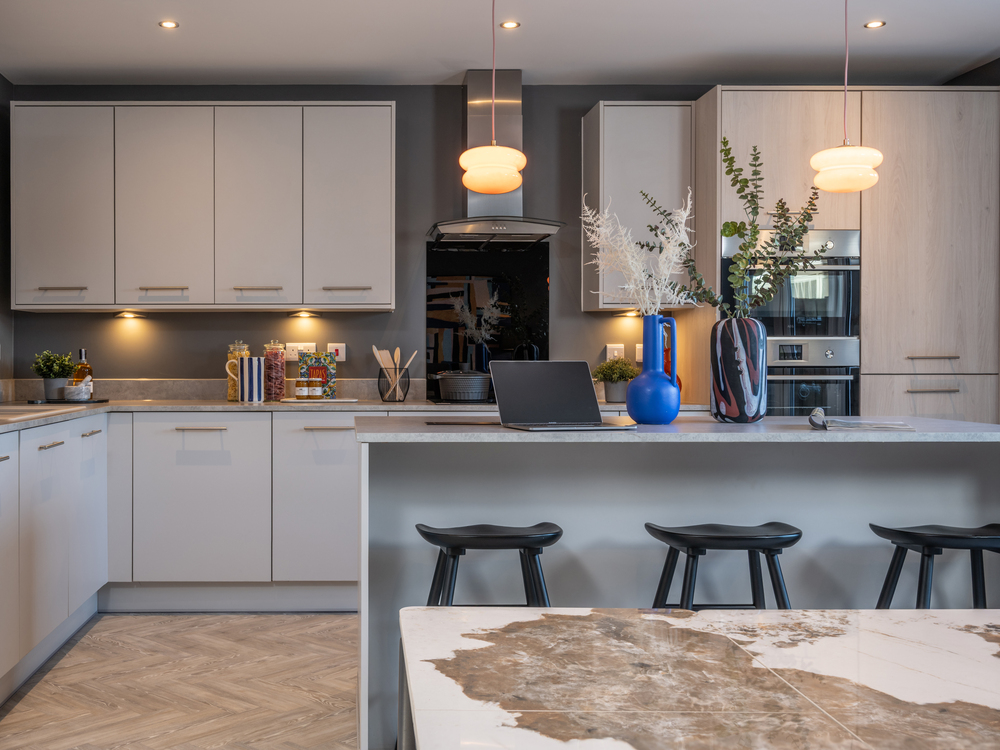 Redrow - Stratford Lifestyle - Kitchen - 72031