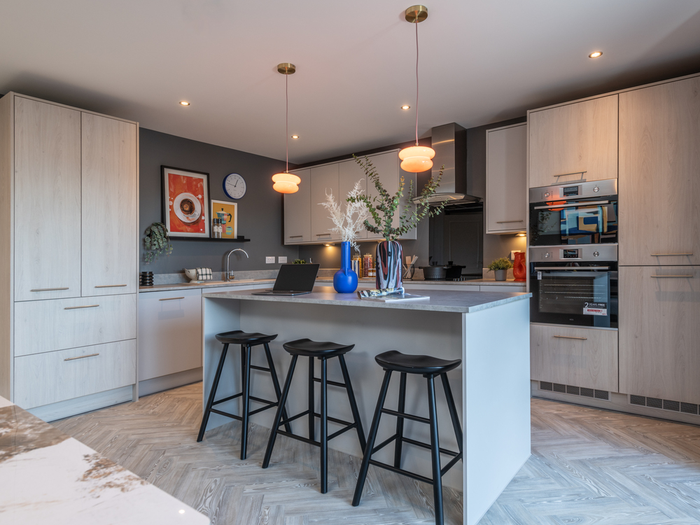 Redrow - Stratford Lifestyle -Kitchen -  72030
