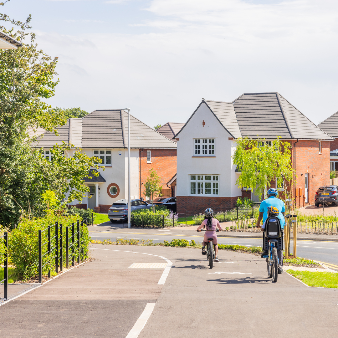  Cyclists at Churchlands South Wales