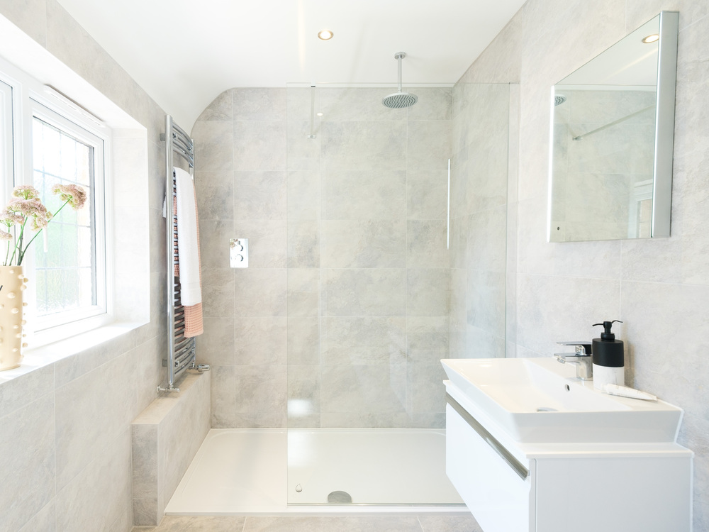 The en-suite in The Balmoral house