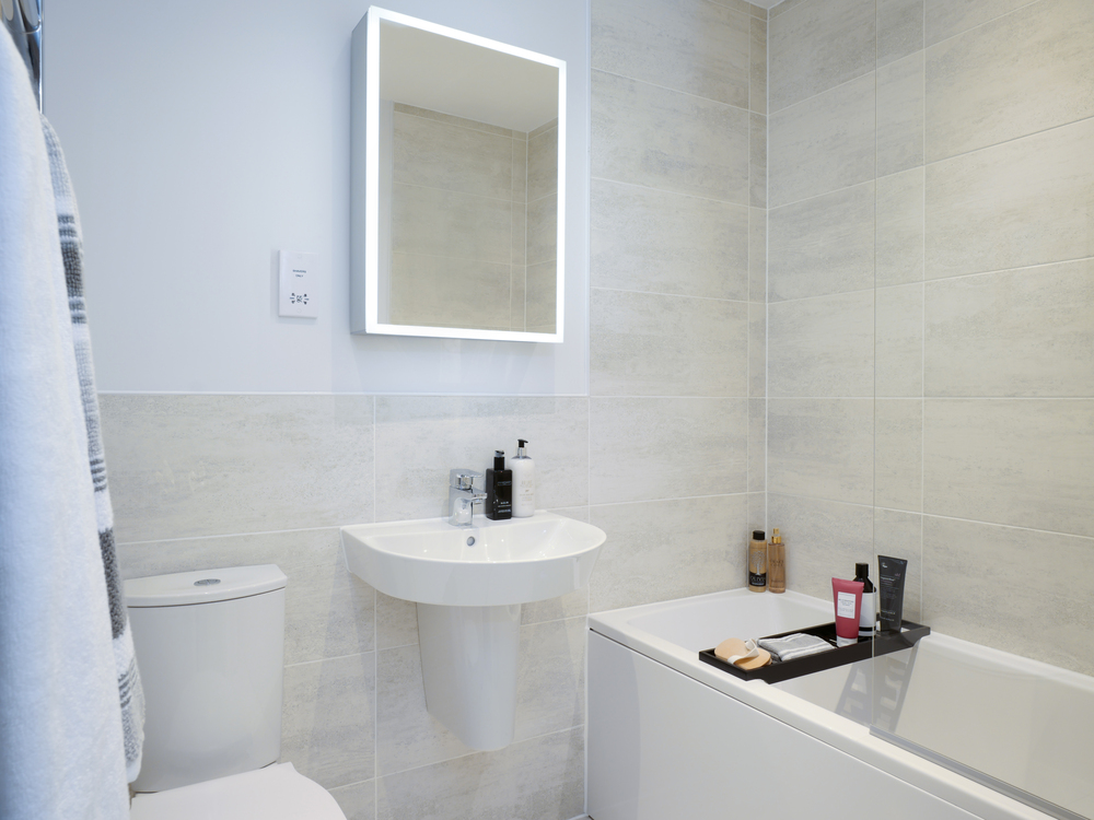 The Kensington End bathroom