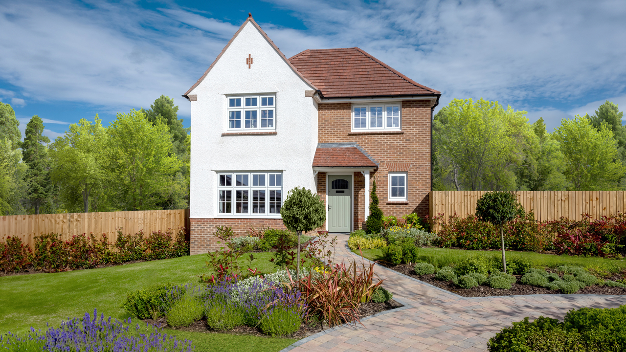 The Cambridge at the Glade, featuring a well-maintained front lawn